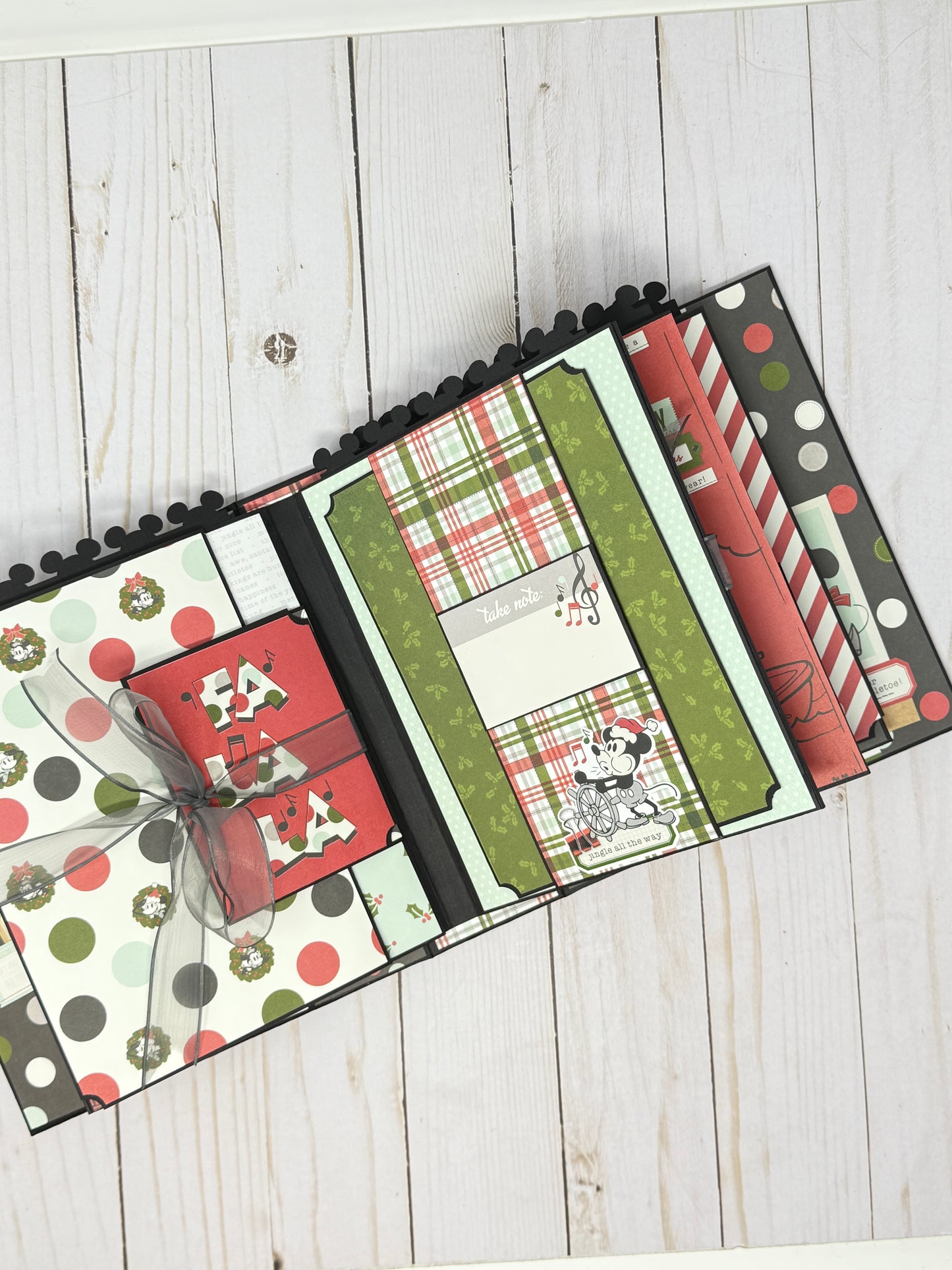 Say Cheese Classic Mouse Christmas Mini Album and Keepsake Box Project Kit